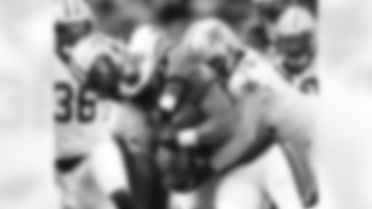 Check out the game action from the New Orleans Saints win against the Philadelphia Eagles in Week 17 of the 2022 NFL season.