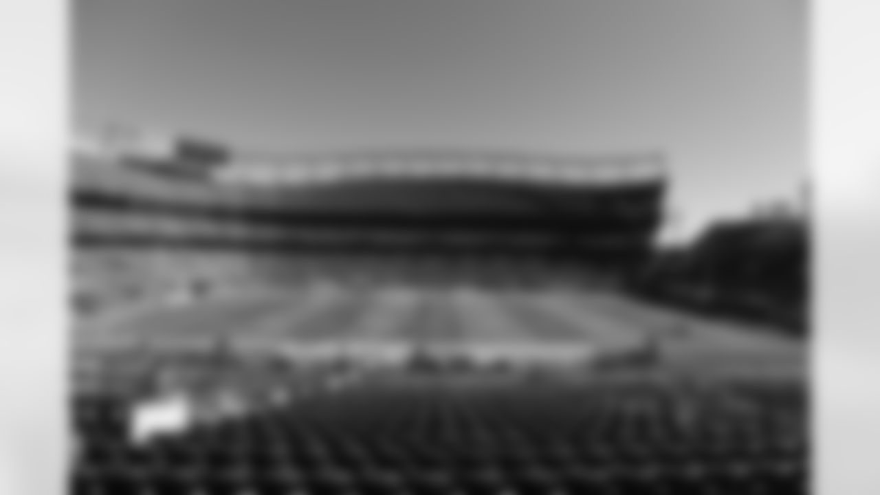 Pregame photos from the New Orleans Saints vs. Denver Broncos matchup in Week 12 of the 2020 NFL season.