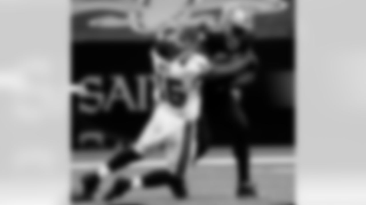 Game action photos from the New Orleans Saints playing host to the Tampa Bay Buccaneers in Week 1 of the 2020 NFL season.