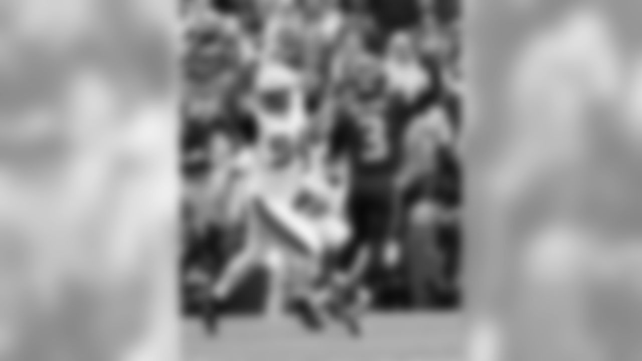 Game action photos of the New Orleans Saints taking on the Seattle Seahawks in week 3 of the 2019 NFL season.