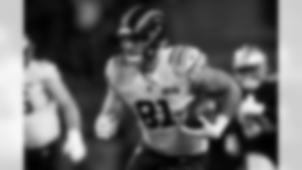 New Orleans Saints announced that they have agreed to terms with free agent tight end J.P Holtz on Monday, April 4, 2022. Check out J.P. in action with the Chicago Bears during his career.