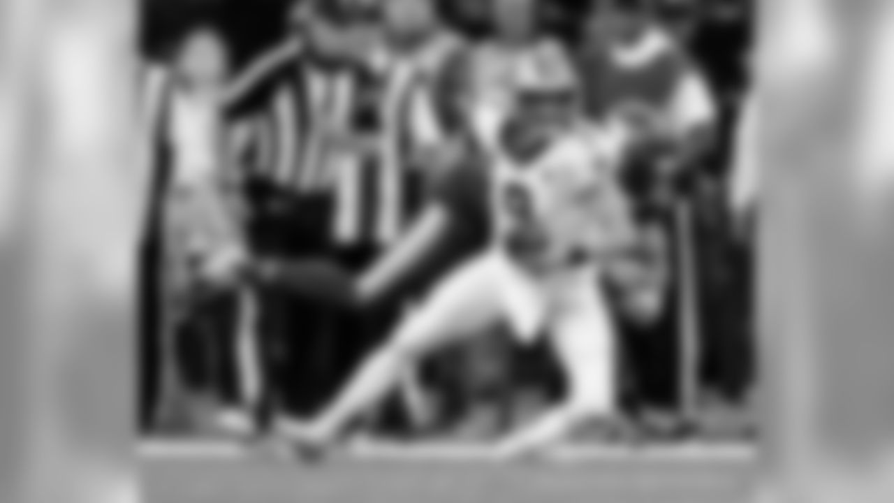 The New Orleans Saints and Minnesota Vikings battle it out in the Wild Card matchup at the Mercedes-Benz Superdome.