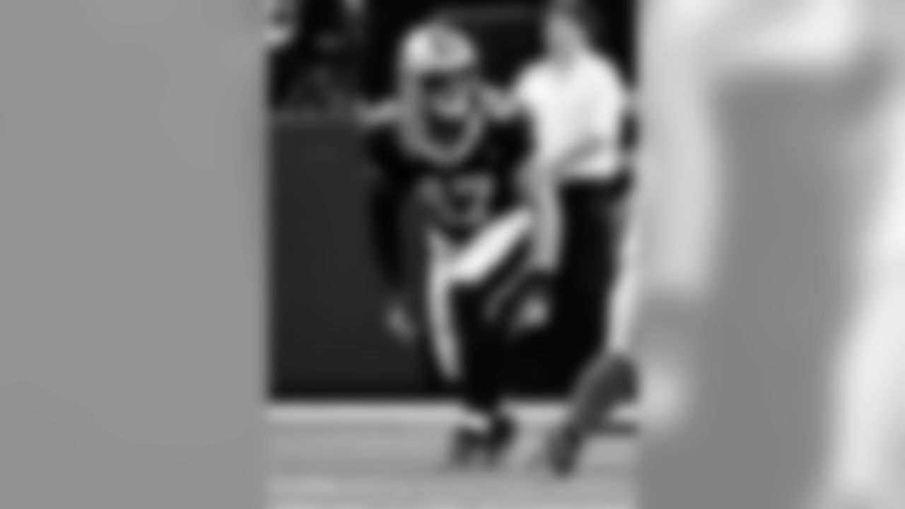 August 18, 2018
Pre Season Game - 1P
Arizona 20 - New Orleans 15 (L)
New Orleans Saints 2018 Season
Michael C. Hebert