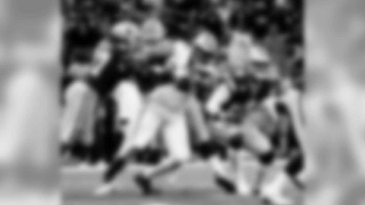 Check out the best action shots from the Saints in Week 4 as they host the Dallas Cowboys at the Mercedes-Benz Superdome.