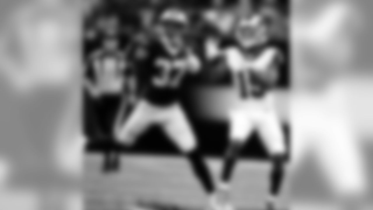 August 18-30-2018
Pre Season Game - 2P
New Orleans 20 - Los Angeles 0 (W)
Saints 3-1 in 2018 Pre Season
New Orleans Saints 2018 Season
Michael C. Hebert