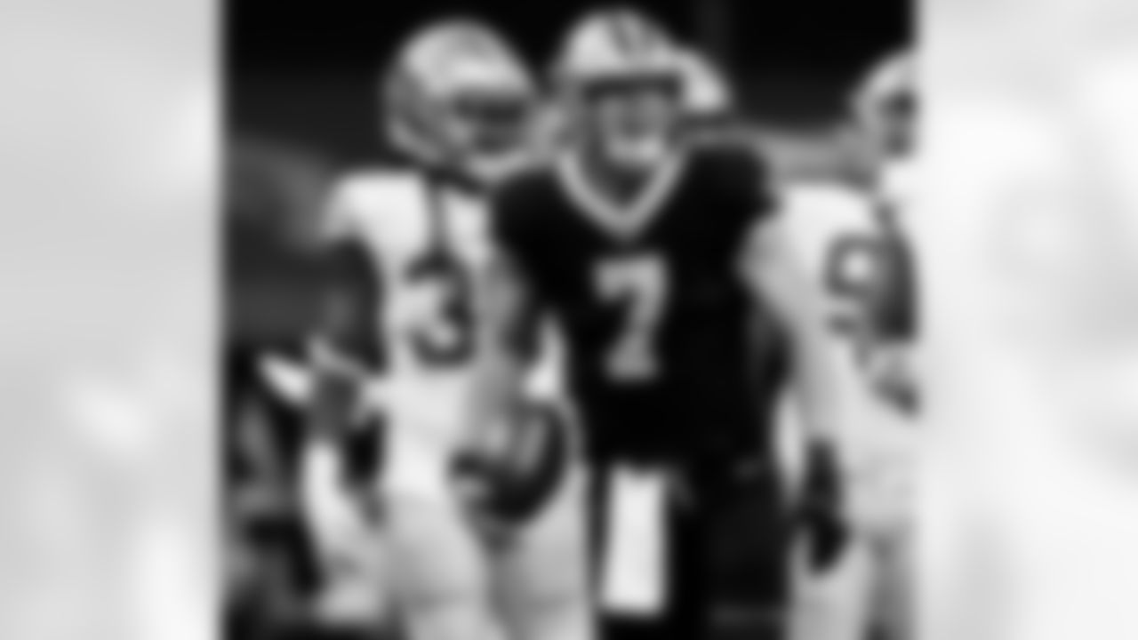 2020 REGULAR SEASON
Saints 27 - 49ers 13 (W)
All Images Copyright Michael C. Hebert