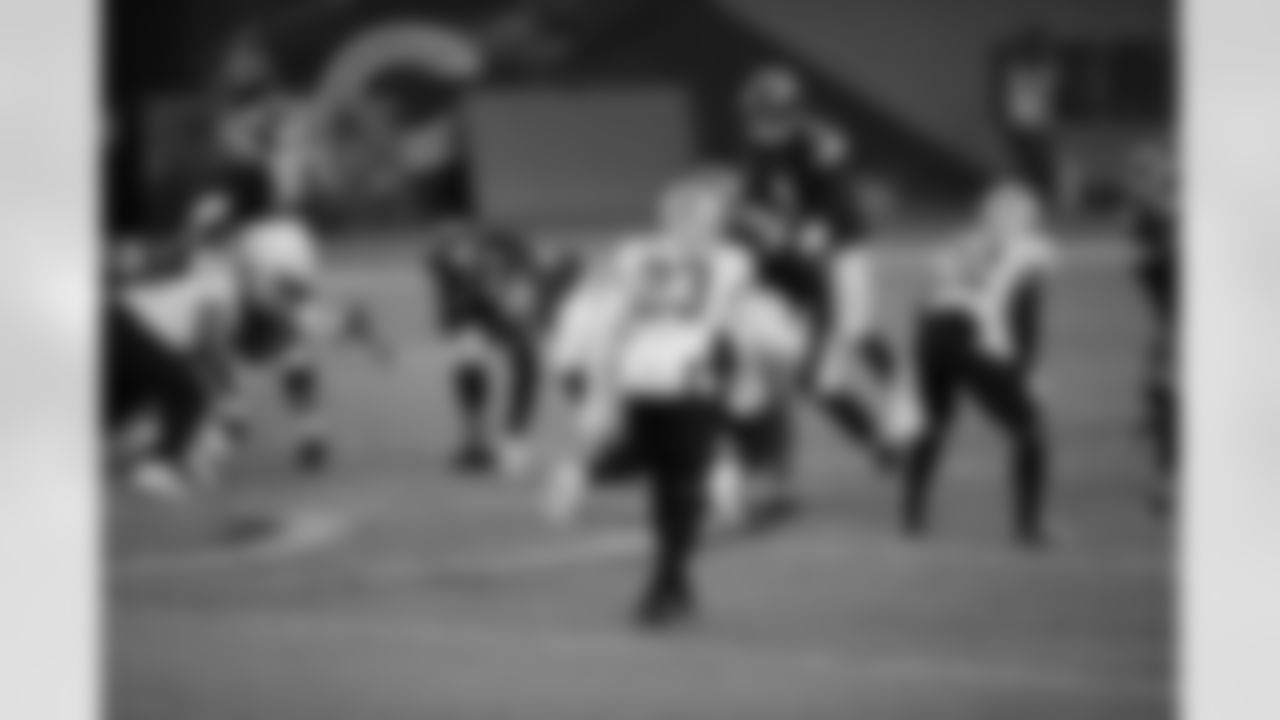 Game action photos from the New Orleans Saints at Chicago Bears matchup in Week 8 of the 2020 NFL season.