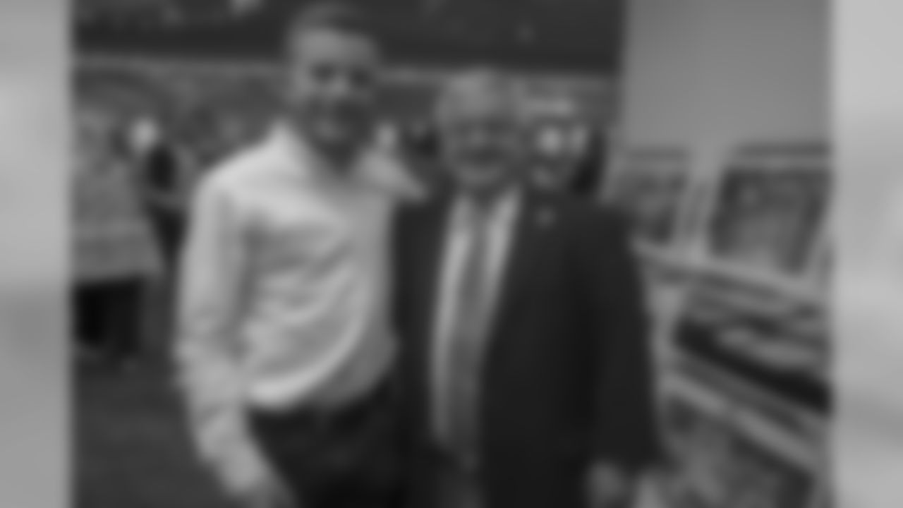 gallery-saints_hof-2560-1440-091418-02493