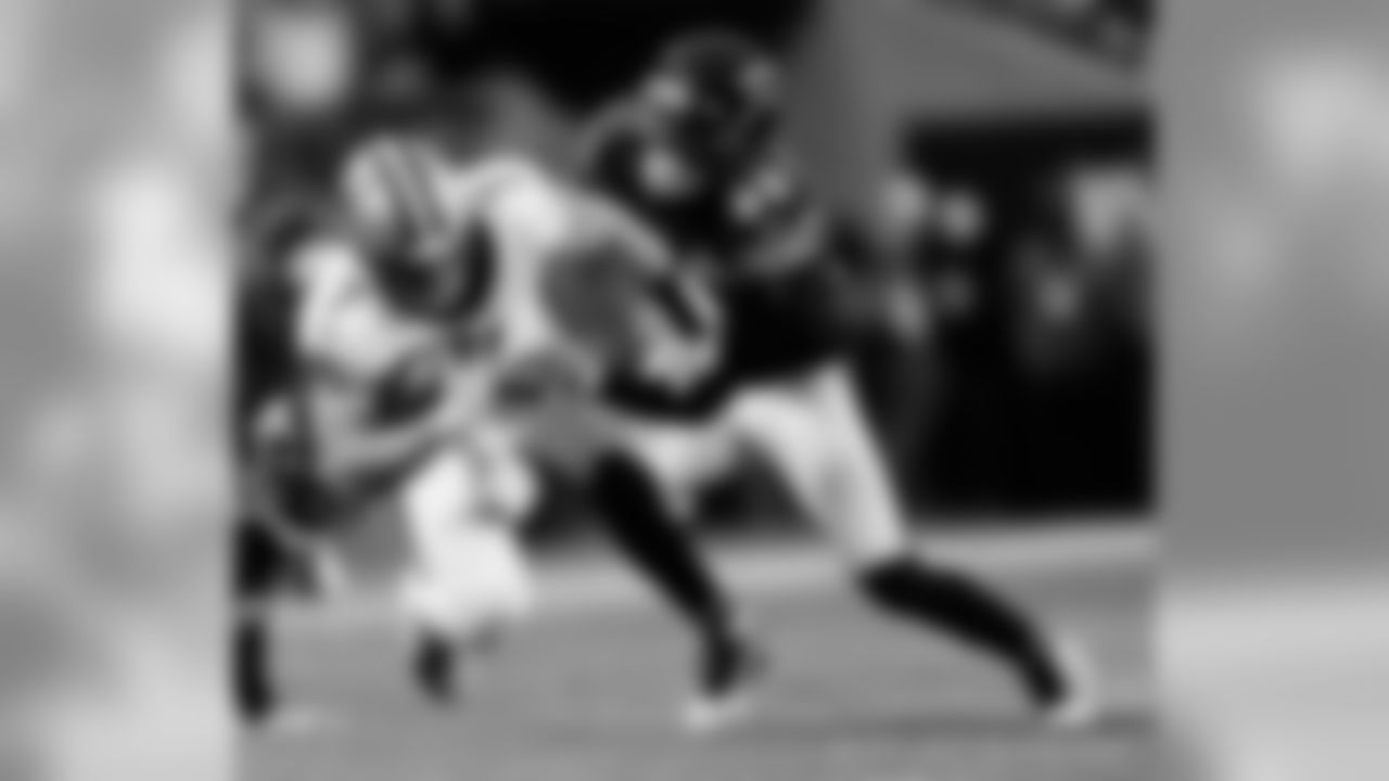 2nd gallery of game action photos from the New Orleans Saints win over the Chicago Bears in Week 7 of the 2019 NFL season.
