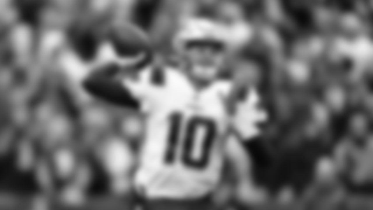 The New Orleans Saints have announced their schedule for the 2023 NFL season. Take a look at the NFL quarterbacks that the Saints are anticipating going head-to-head against in the regular season.
Week 5 at New England Patriots: Mac Jones