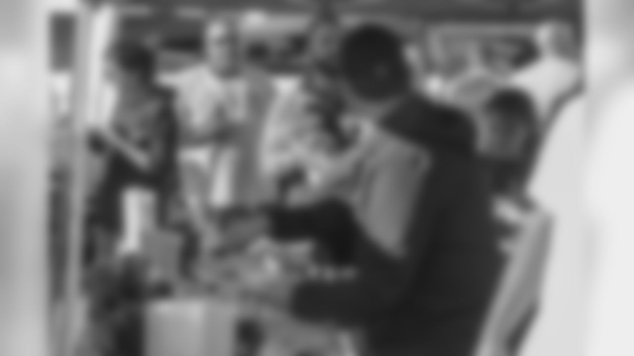 Gallery-Fans-2560-1440-0965