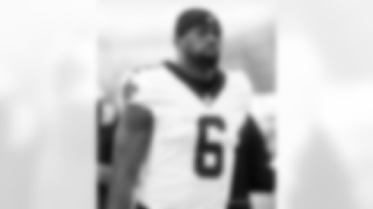 Check out the team arrivals and preparations from the New Orleans Saints ahead for their Week 12 matchup against the San Francisco 49ers.