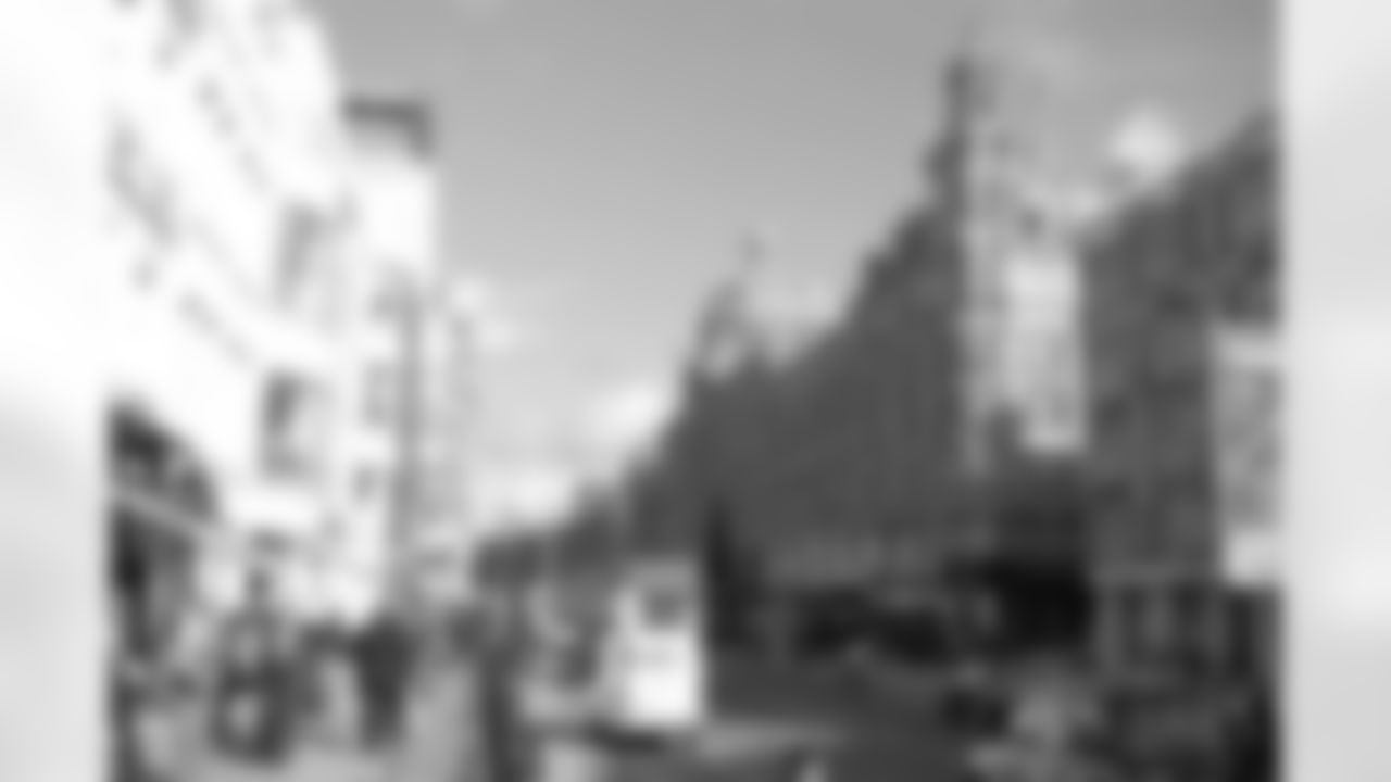 Saints Tour Of London