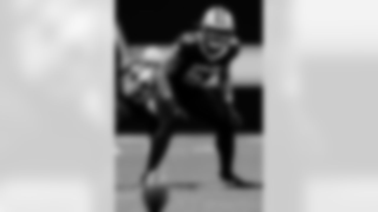 Game action photos from the New Orleans Saints vs. Los Angeles Chargers matchup in Week 5 of the 2020 NFL season.