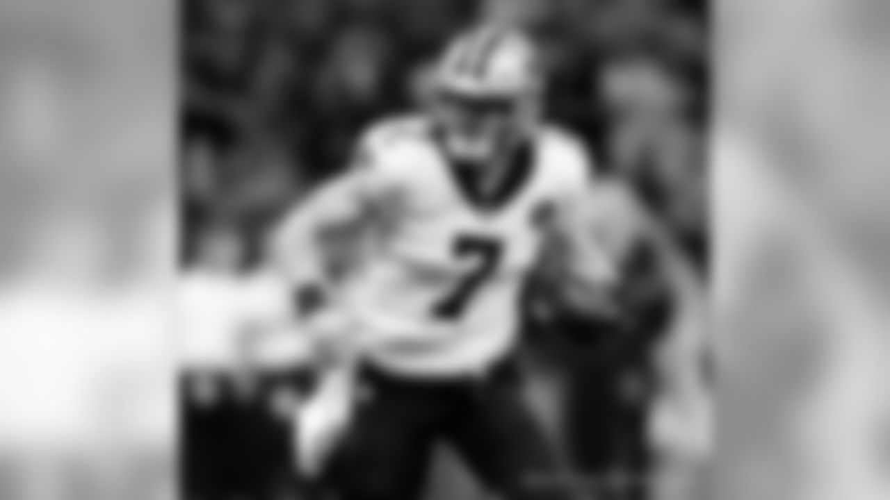 Saints 43 - Redskins 19 (W)
New Orleans Saints 2018 Season
Michael C. Hebert