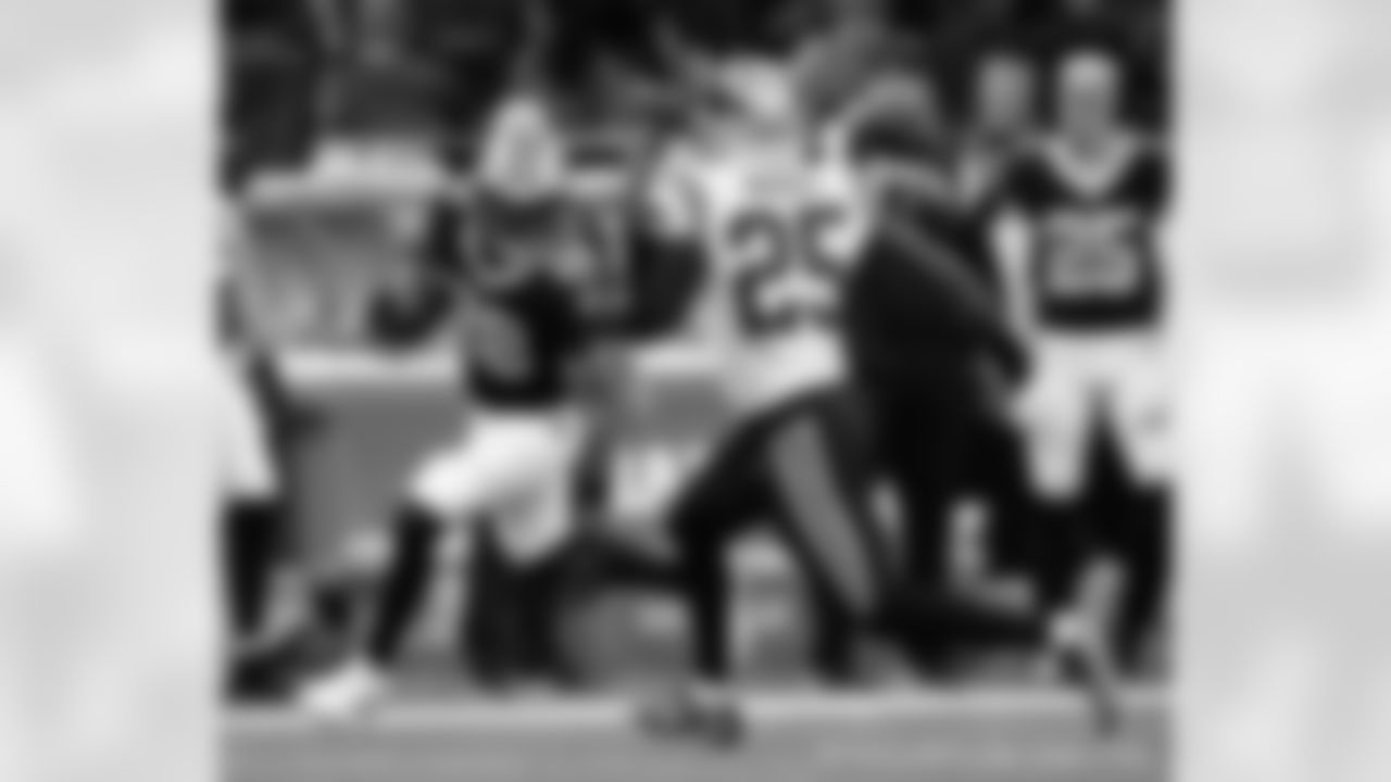 Check out the game action from the New Orleans Saints win against the Carolina Panthers in Week 18 of the 2022 NFL season.