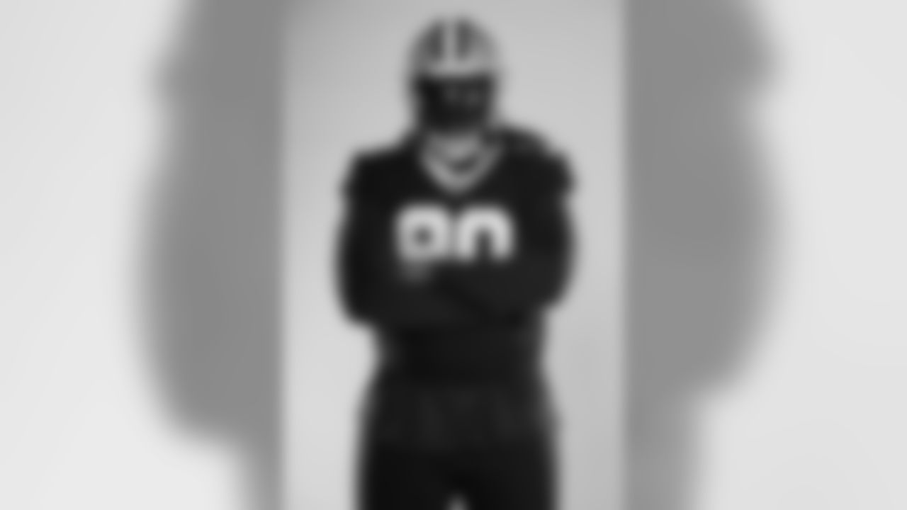 Get a look inside Saints Media Day as New Orleans players take their portraits ahead of the 2020 season.