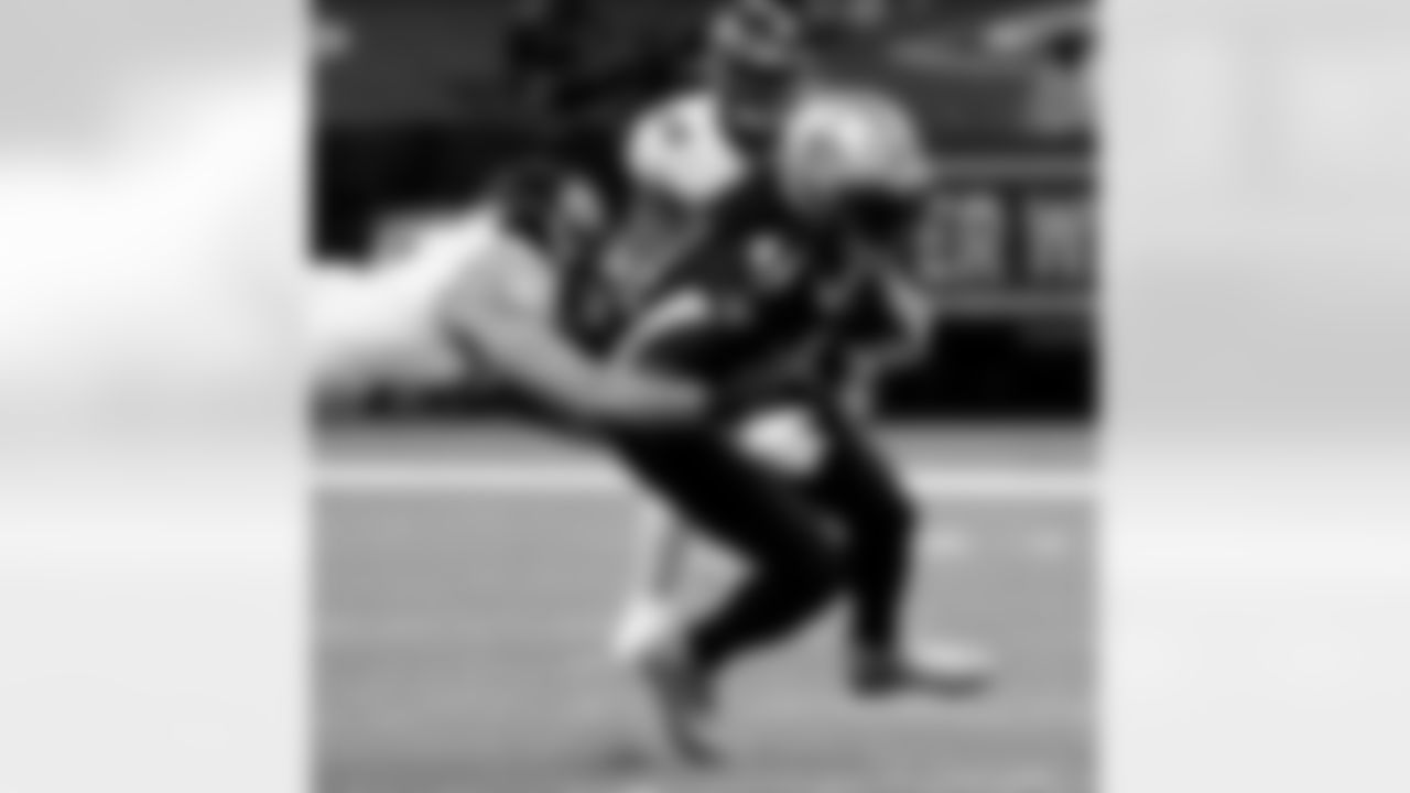 Check out photos of New Orleans Saints running back Alvin Kamara in action during the 2020 NFL season.