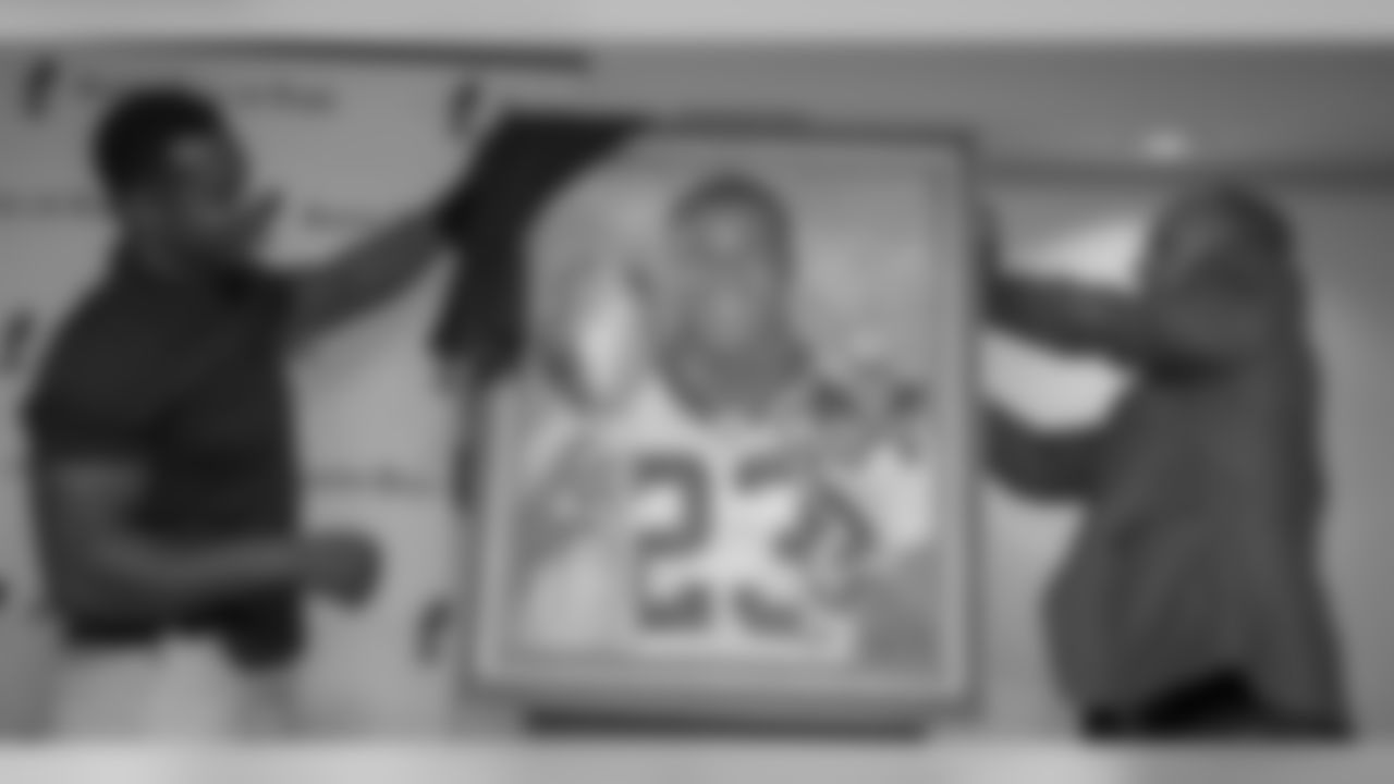 gallery-saints_hof-2560-1440-091418-02724