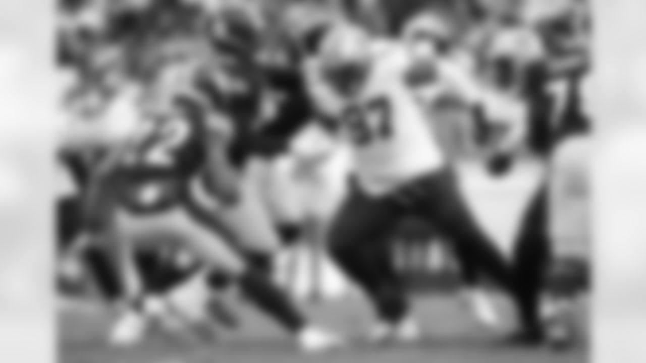 New Orleans Saints announced that they have agreed to terms with free agent defensive tackle Malcolm Roach on Wednesday, March 22, 2023. Check out Malcolm in action with the New Orleans Saints during his NFL career.