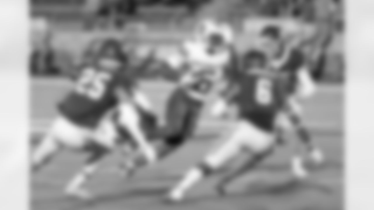 In our Sanderson Farms Louisiana High School Game of the Month, the Brother Martin Crusaders hosted the John Curtis Christian Patriots at Strawberry Stadium on the campus of Southeastern University in Hammond. With the Catholic League title on the line, the two teams slugged it out in a back-and-forth battle, each finding the end zone five times, but it was a Crusader field goal followed by a fourth down stop by the defense in the final minutes that gave Brother Martin the 38-35 win to cap an undefeated season.