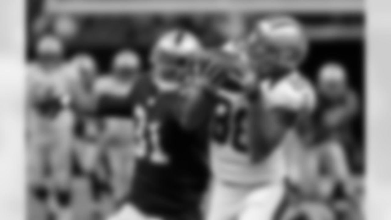 In three years with the Saints, Toon caught 21 passes for 283 yards.