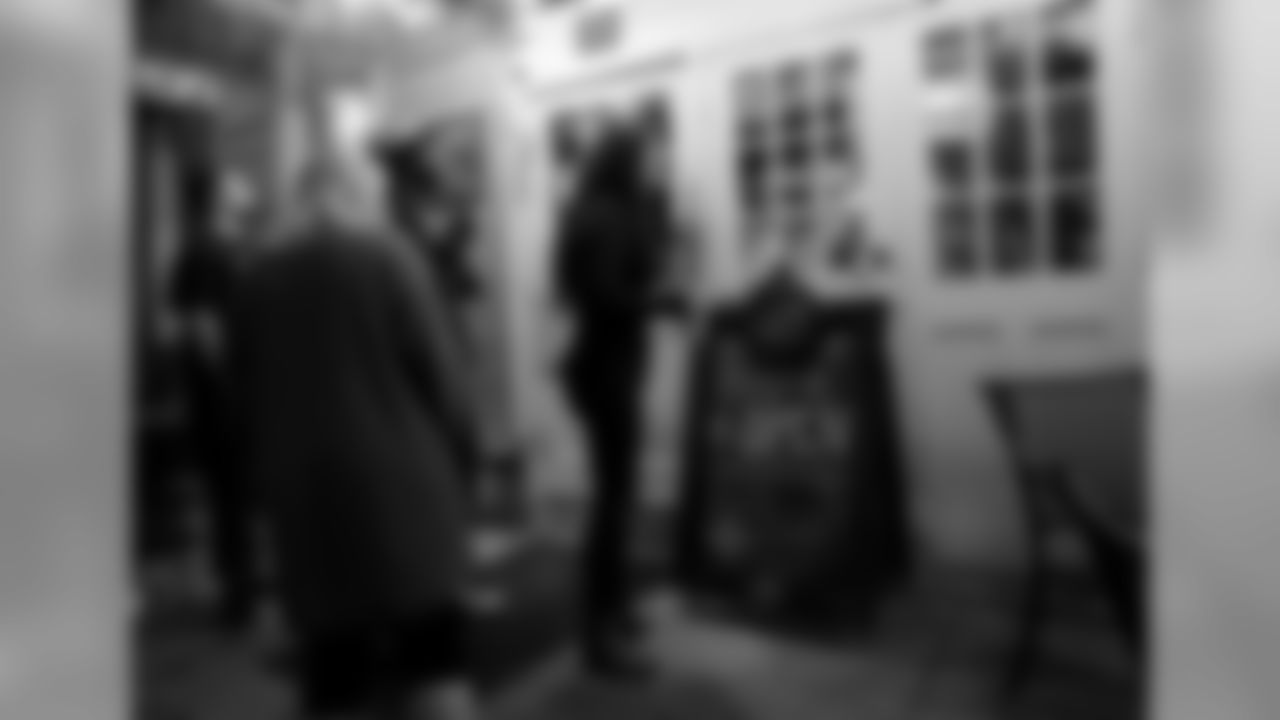 Saintsgiving_Dry_Dock_Cafe_12 select