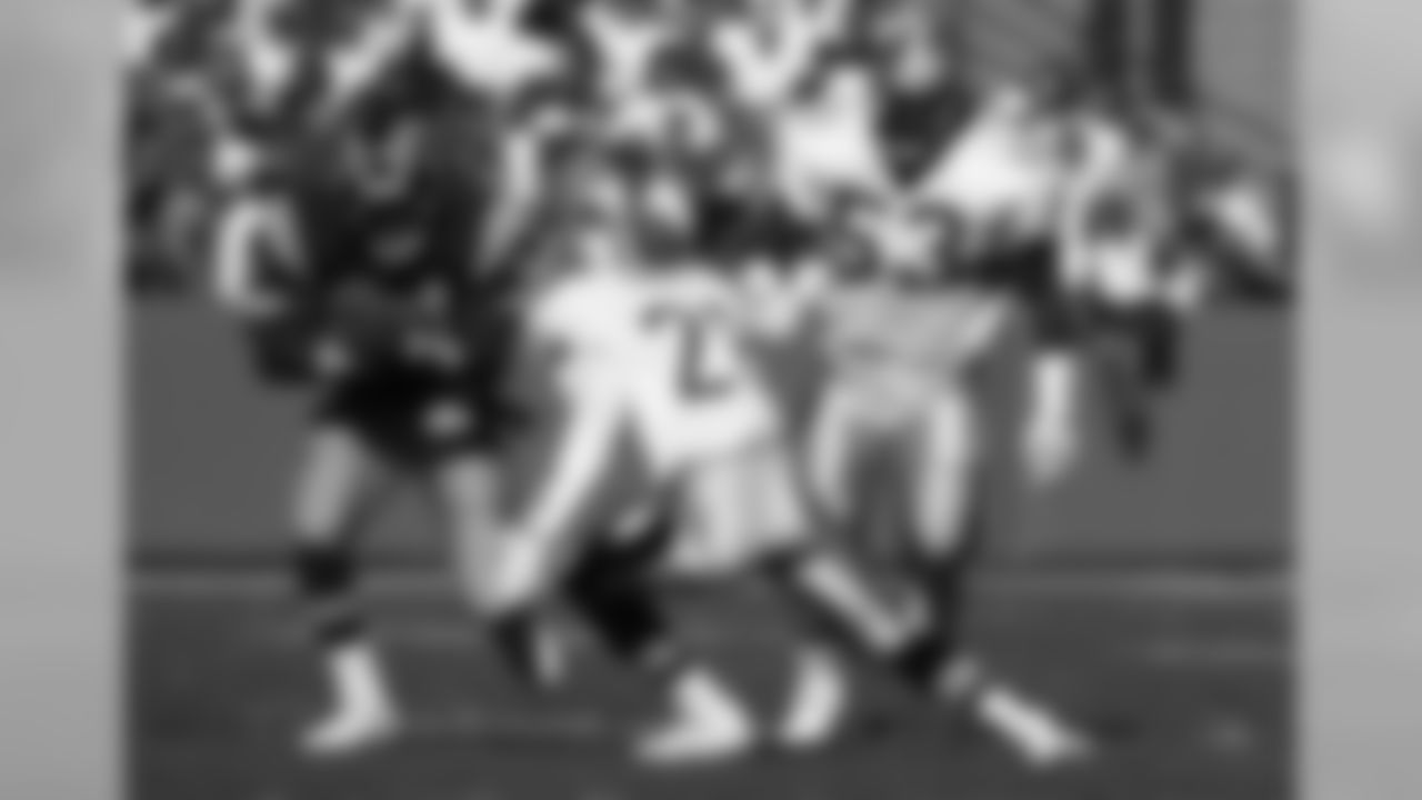 A member of the Saints famed Dome Patrol, linebacker Vaughan Johnson finished his career with 669 tackles, 12 sacks, four interceptions and five fumble recoveries along with four Pro Bowl appearances in eight seasons with the squad.