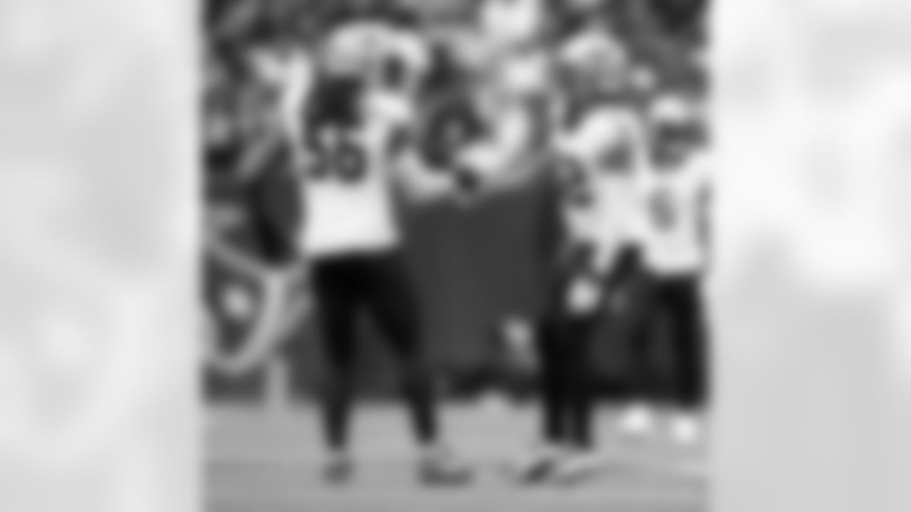 Check out the game action shots from the New Orleans Saints game against the Houston Texans in Week 6 of the 2023 NFL season.