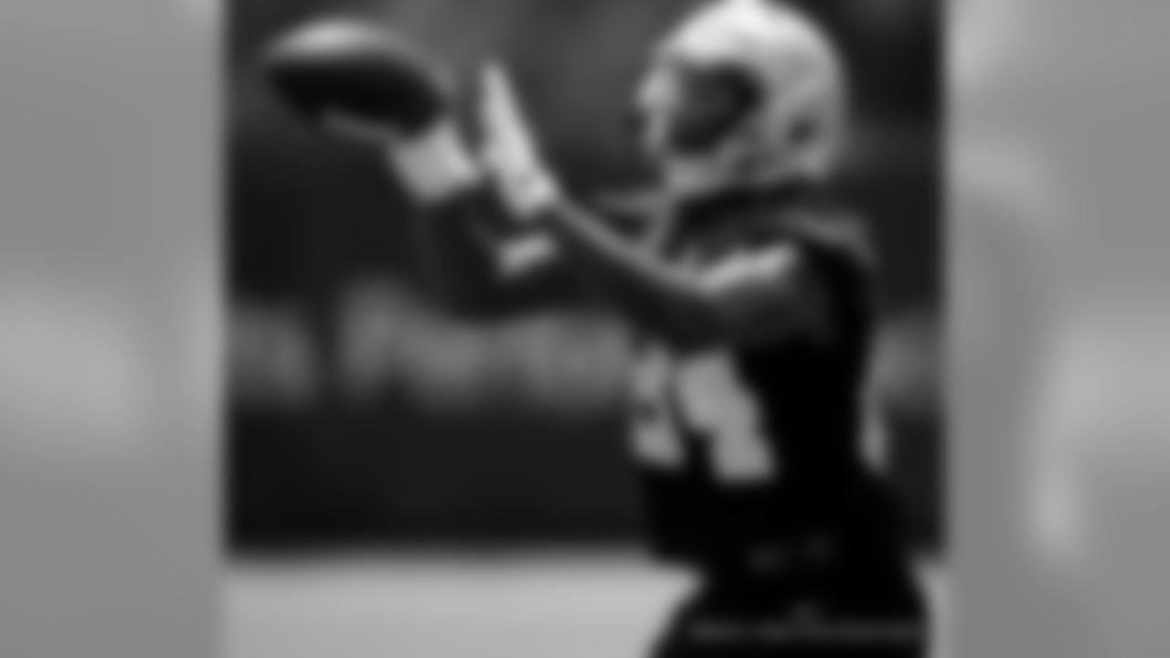 2019 New Orleans Saints - Vet Mini Camp
June 11th
All Images Copyright Michael C. Hebert
