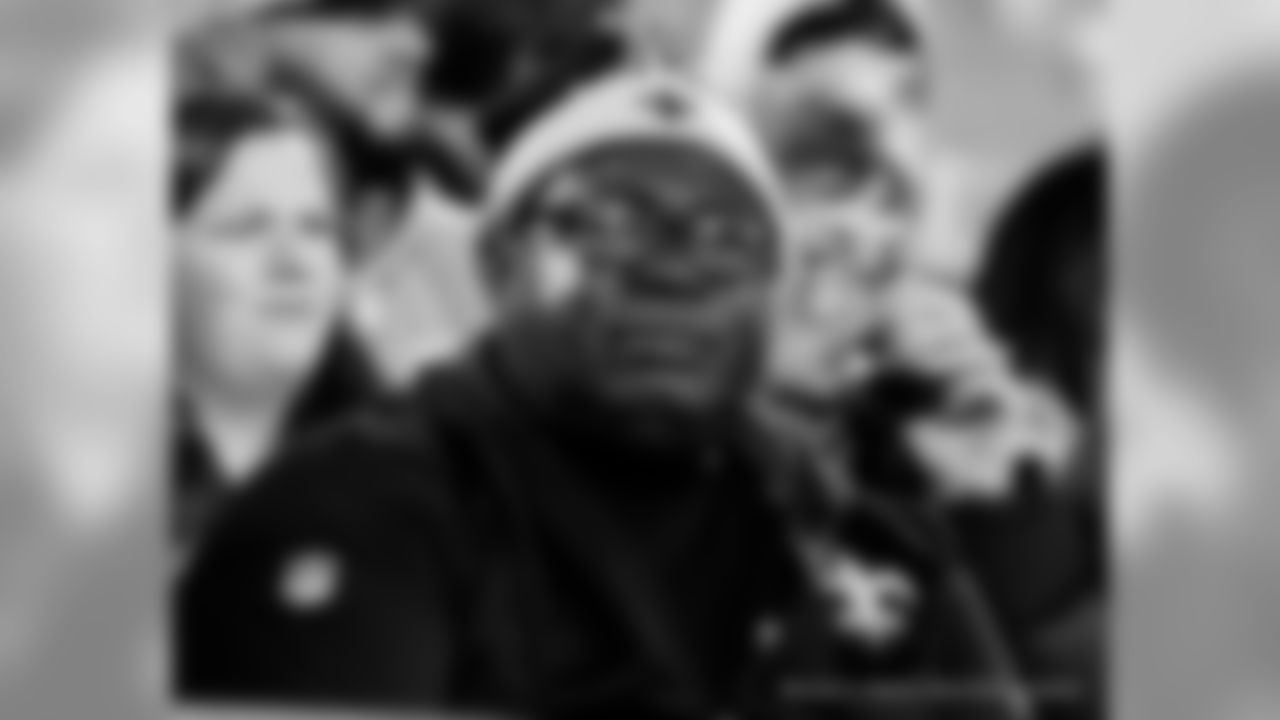 Saints 12 - Carolina 9 (W)
New Orleans Saints 2018 Season
Michael C. Hebert