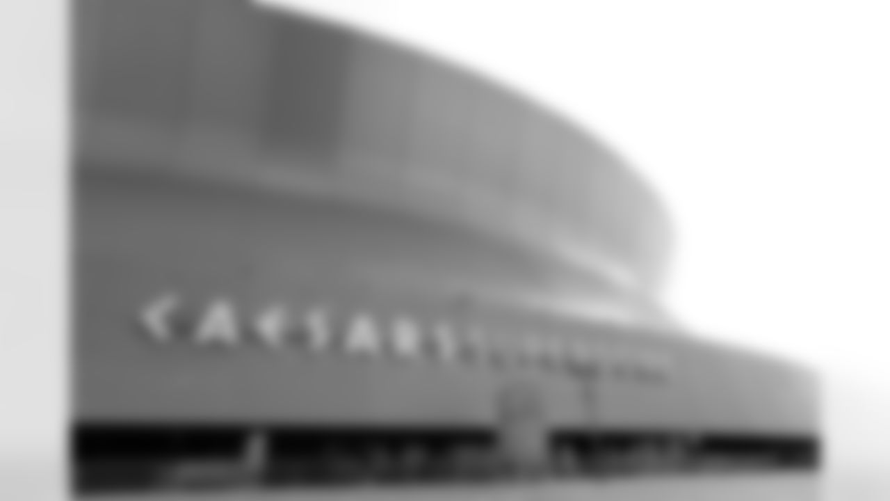 Exterior photo of Caesars Superdome