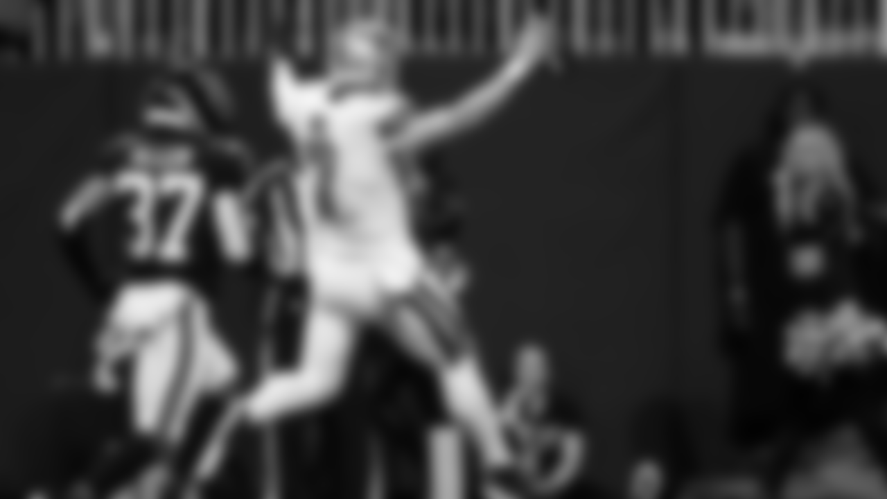 Gallery_Taysom_Hill_Best_of_2019_Photos_8