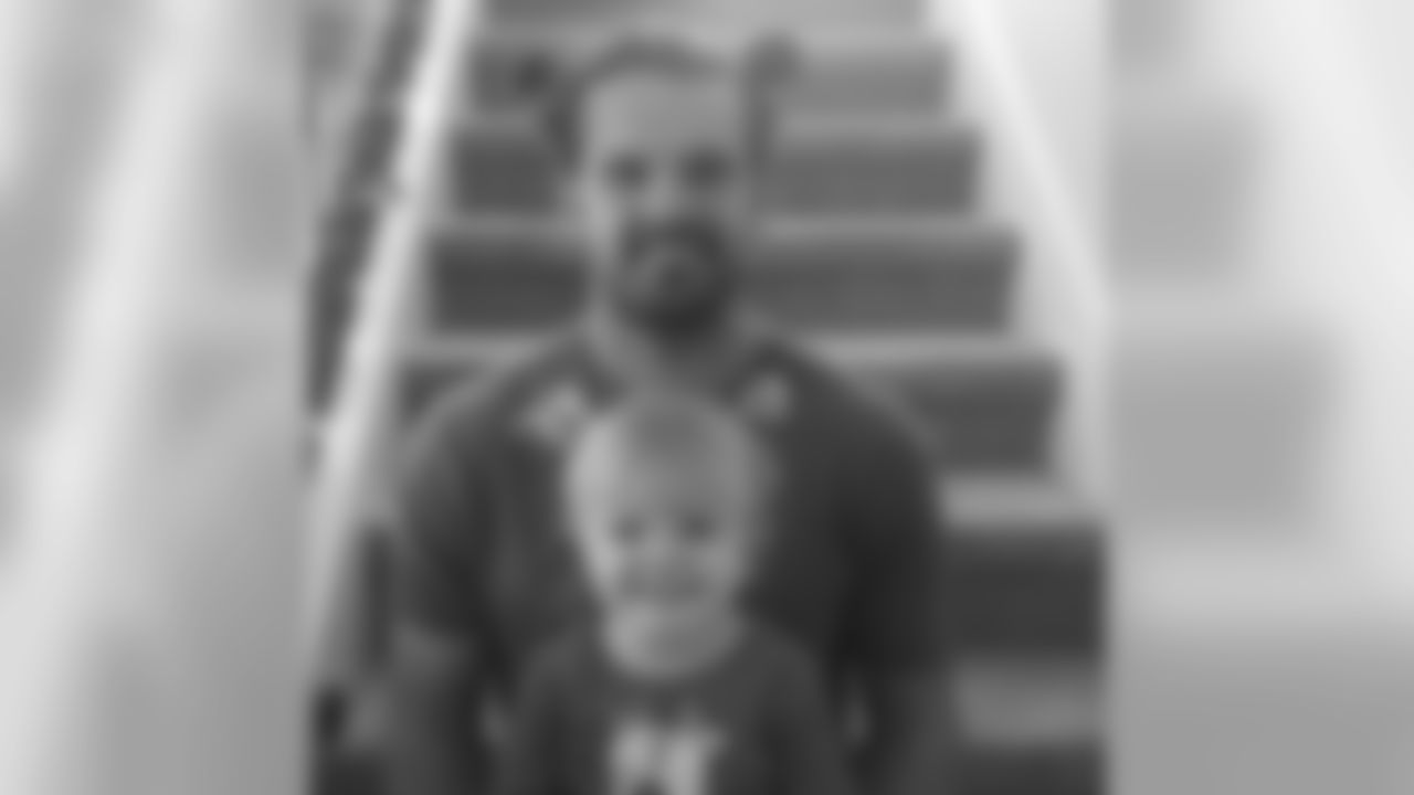 Thomas Morstead: Love my Maggie