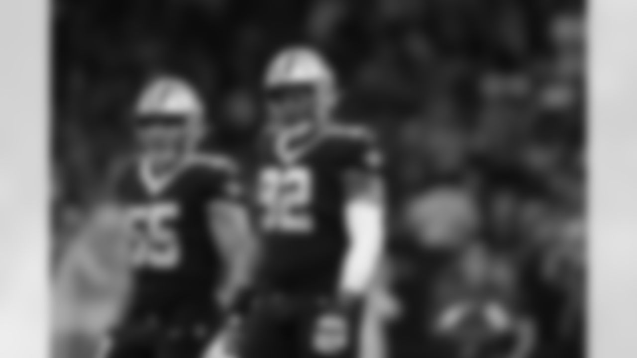 Check out photos of New Orleans Saints defensive end Marcus Davenport in action throughout the 2022 season.