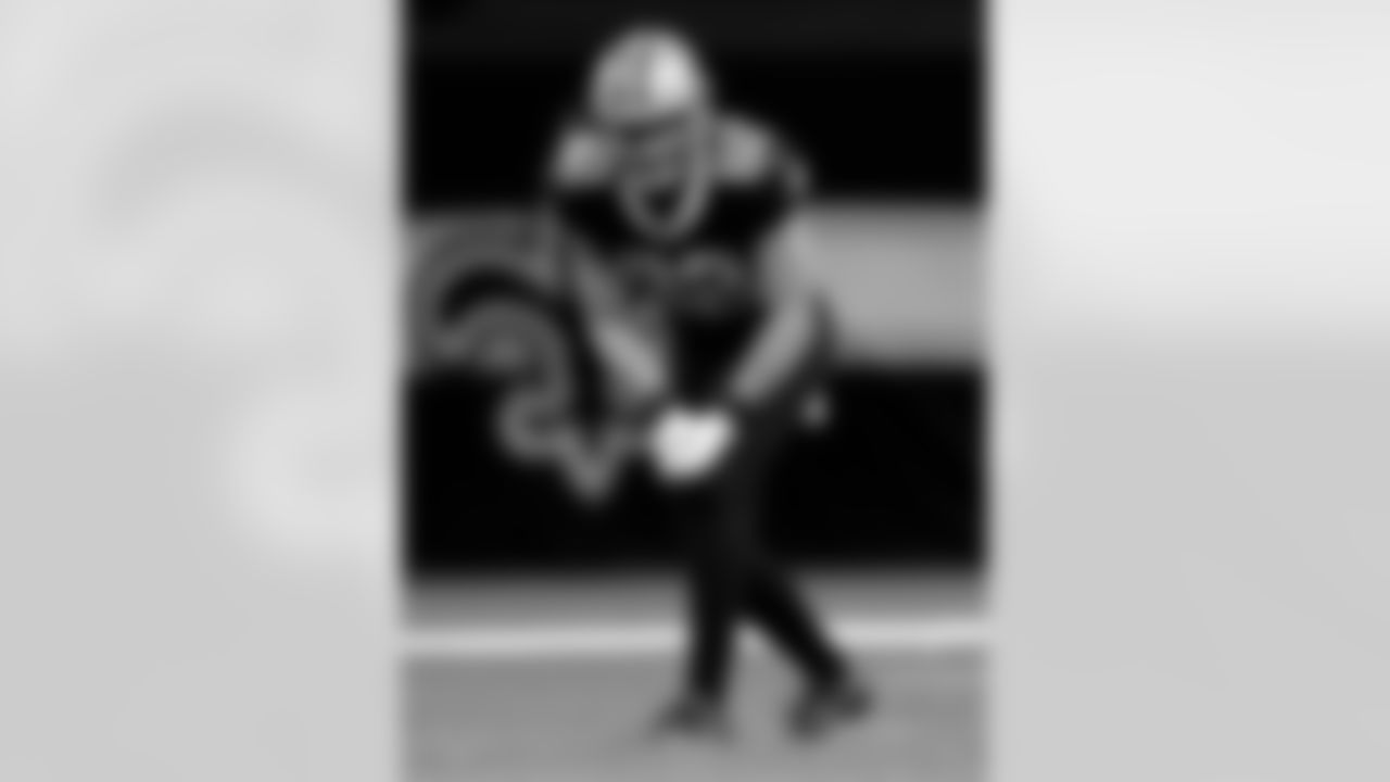 Game action photos from the New Orleans Saints vs. Kansas City Chiefs matchup in Week 15 of the 2020 NFL season.