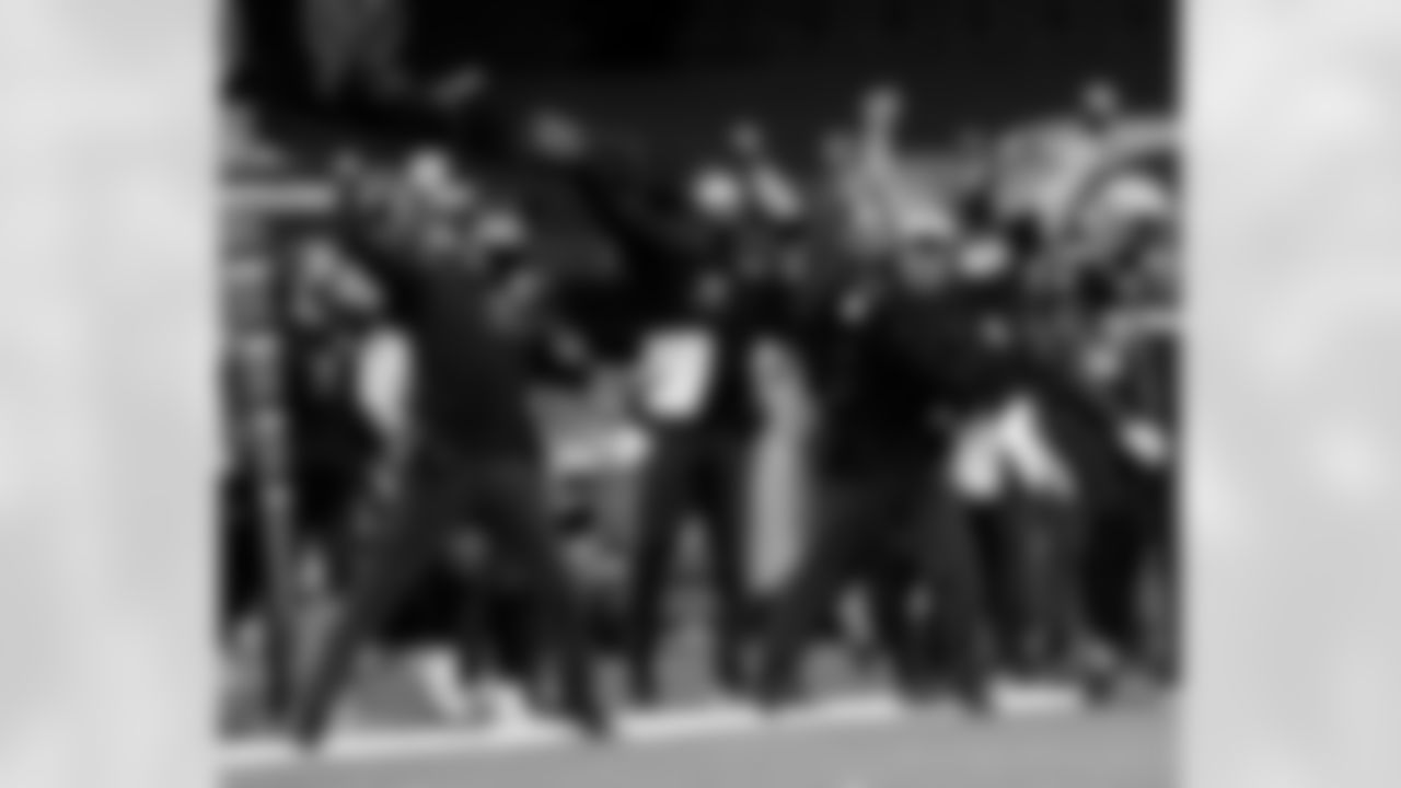 Game action photos from the New Orleans Saints vs. Los Angeles Chargers matchup in Week 5 of the 2020 NFL season.