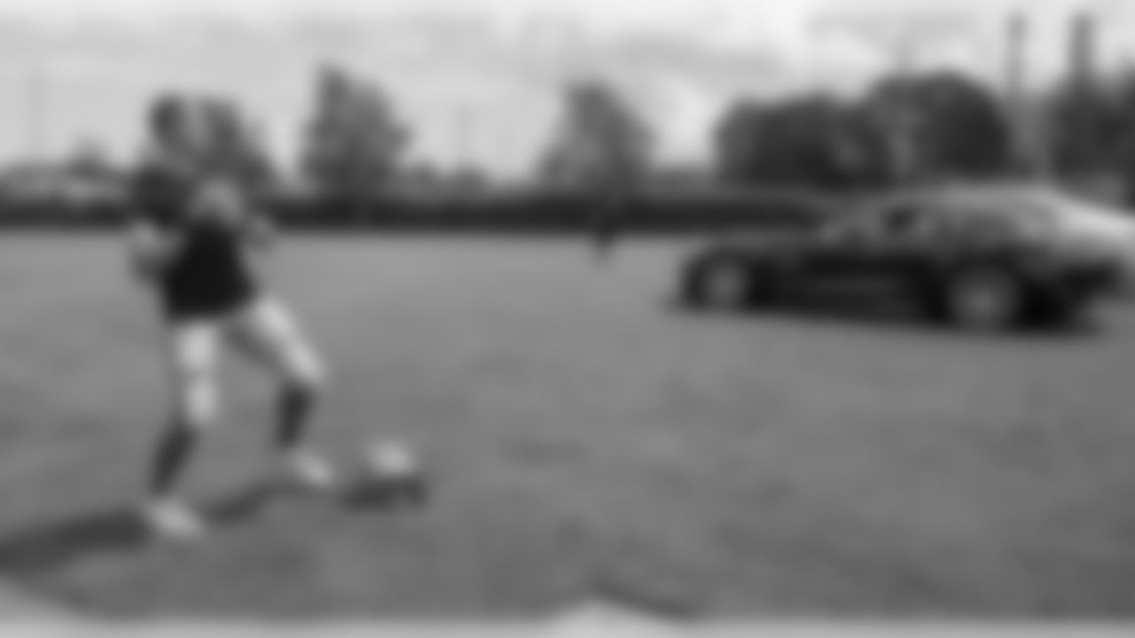 Gallery_TrainingCamp_QBChallenge_08222912