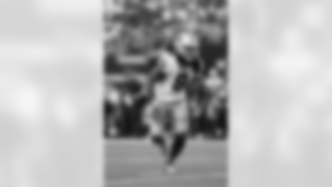 New Orleans Saints announced that they have signed linebacker Jaylon Smith on Friday, August 11, 2023. Check out Jaylon in action with the Dallas Cowboys and New York Giants during his NFL career.