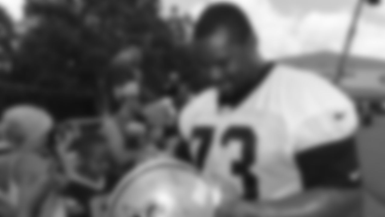 The New Orleans Saints celebrate former guard Jahri Evans as he is inducted into the Saints Hall of Fame class of 2020.