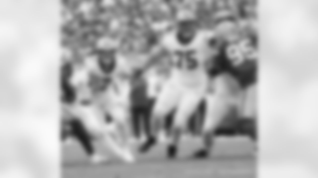 Check out the game action from the New Orleans Saints game against the Green Bay Packers in Week 3 of the 2023 NFL season including quarterback Taysom Hill (7).