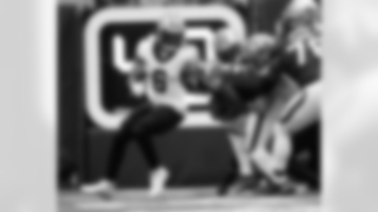 Check out the game action shots from the New Orleans Saints game against the Houston Texans in Week 6 of the 2023 NFL season.