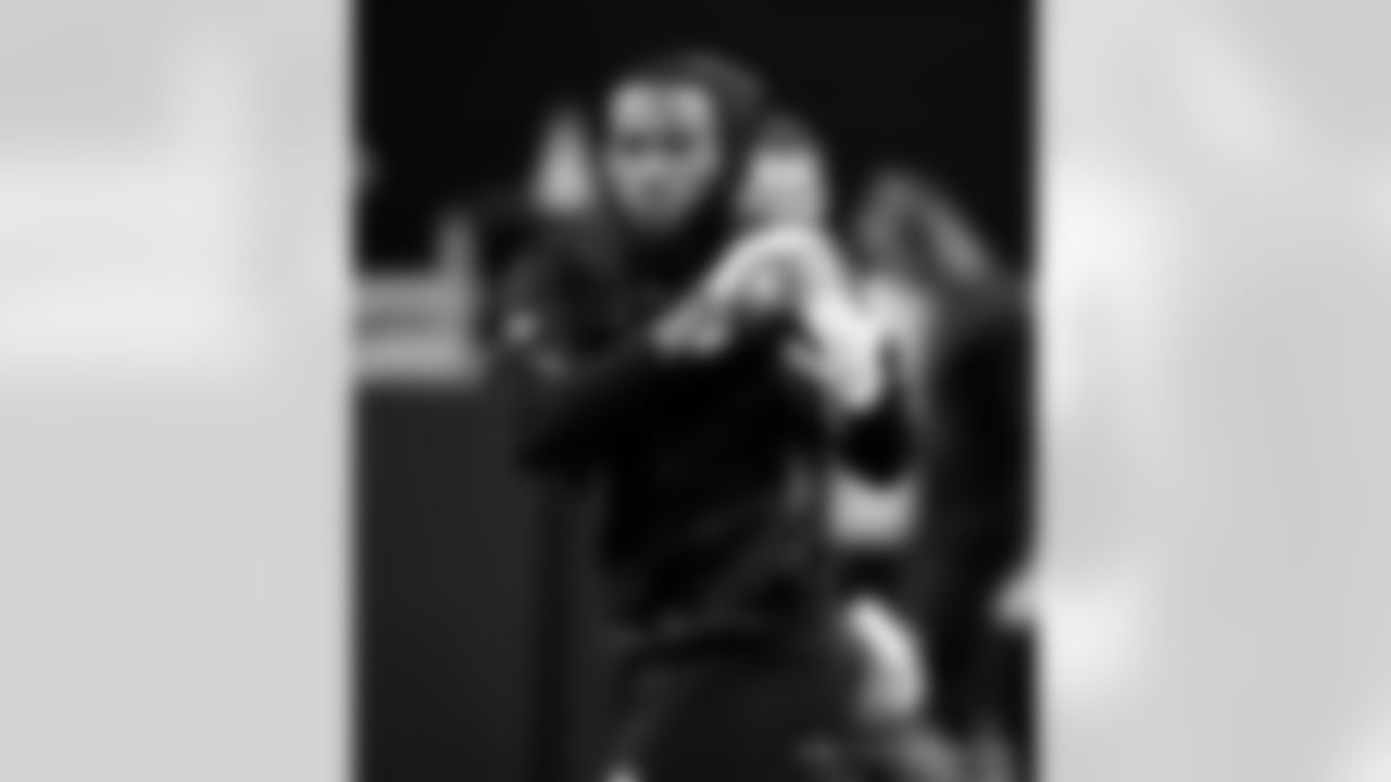 Gallery-NOSLAR-WK9-110418-0101