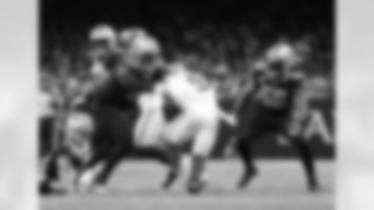 New Orleans Saints players in action during their 2022 Week 5 game against the Seattle Seahawks.