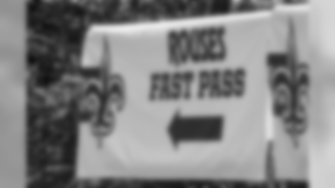 Gallery-Saints-Training-Camp-2560x1440-1939