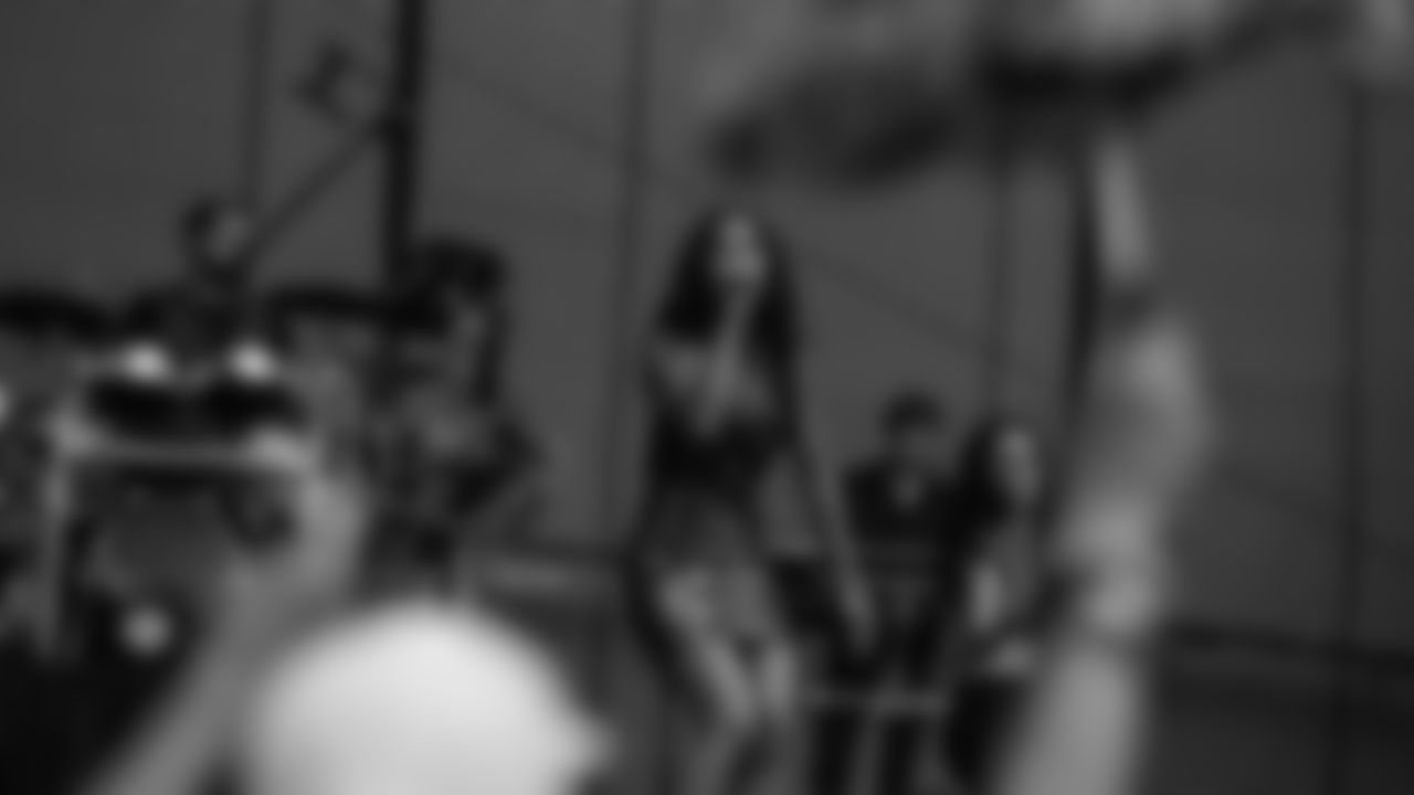 Gallery-18PreWeek2ChampSquare-2560-0003