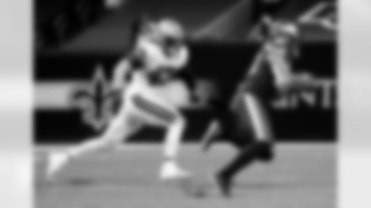 Game action photos from the New Orleans Saints vs. Minnesota Vikings matchup on Christmas Day in Week 16 of the 2020 NFL season.