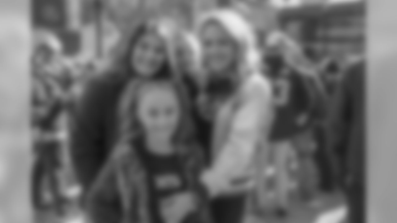 Gallery-fans-2560-14400752