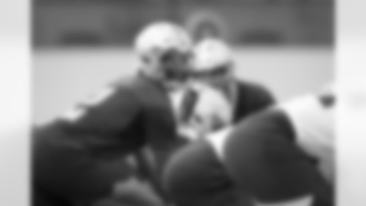 New Orleans Saints quarterback Jameis Winston prepares to receive the snap in an offensive drill at the team's 2022 OTA practices on May 25, 2022 at the Ochsner Sports Performance Center.