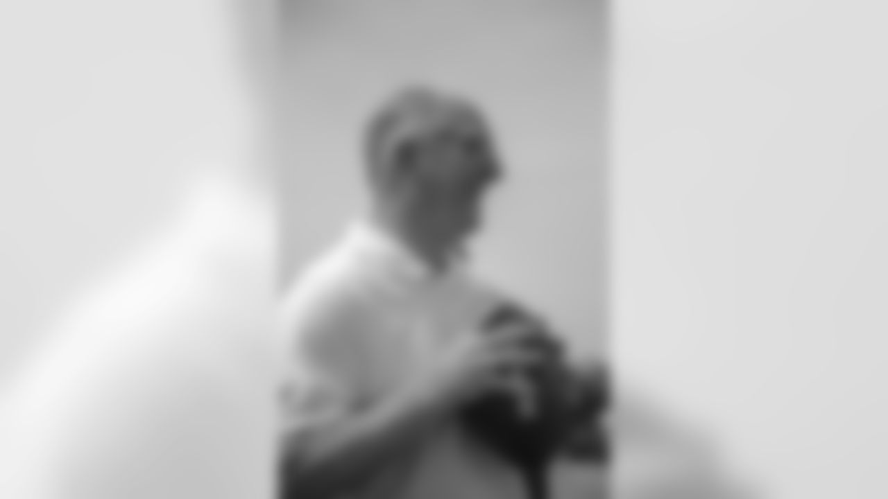 Gallery-John-Bel-Edwards-2660-1440-0565